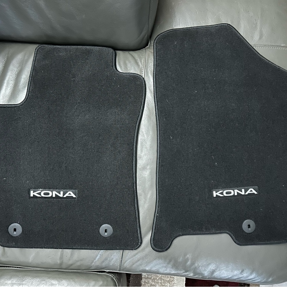 Kona Black Car Floor Mats
